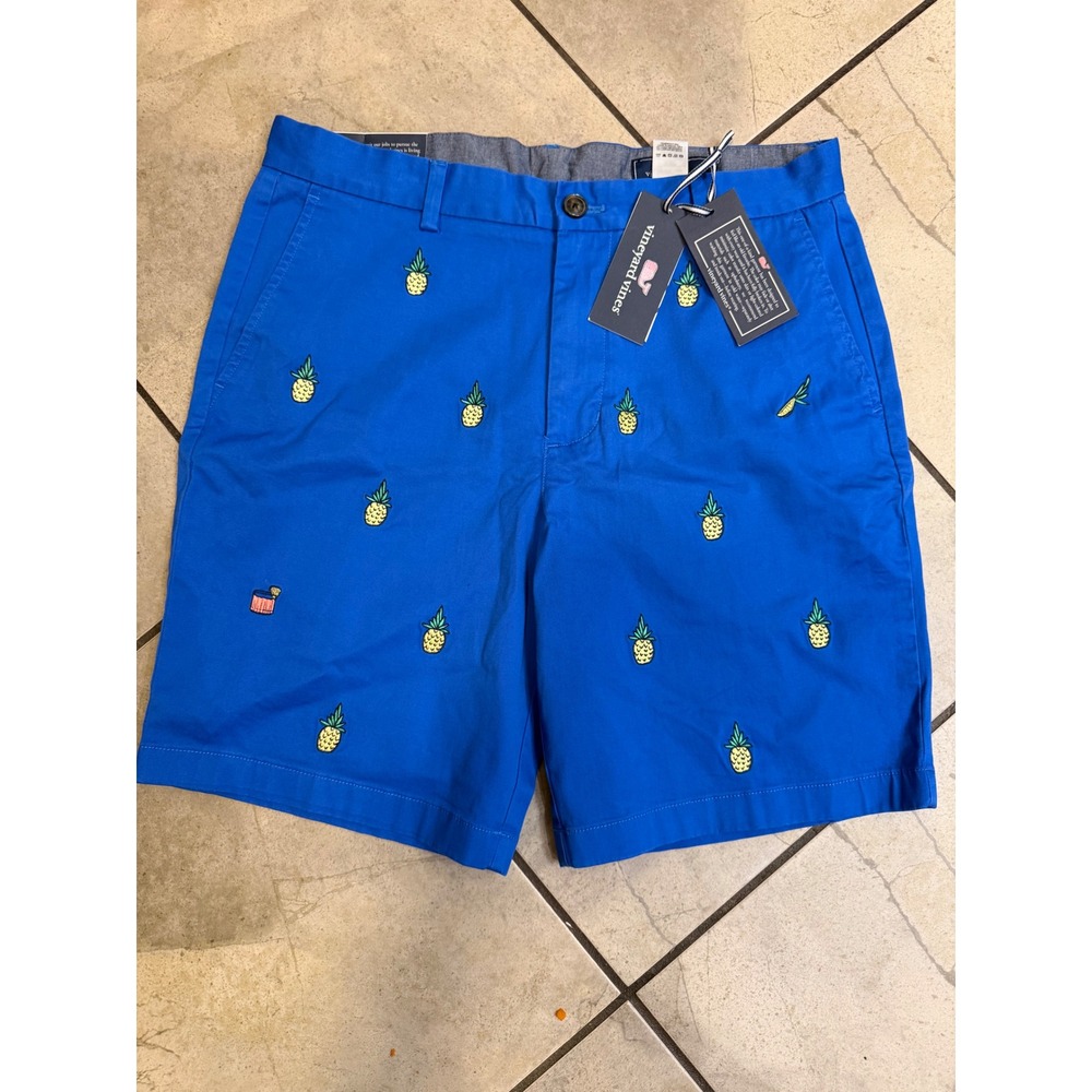 Vineyard Vines Mens 9 Inch Breaker Shorts Blue Pineapple Embroidered Size 32 NWT